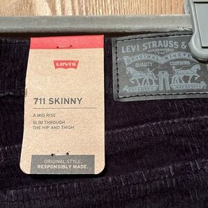 NWT LEVI’S red tag 711 skinny corduroy pants size 30x30 in Black #10138
